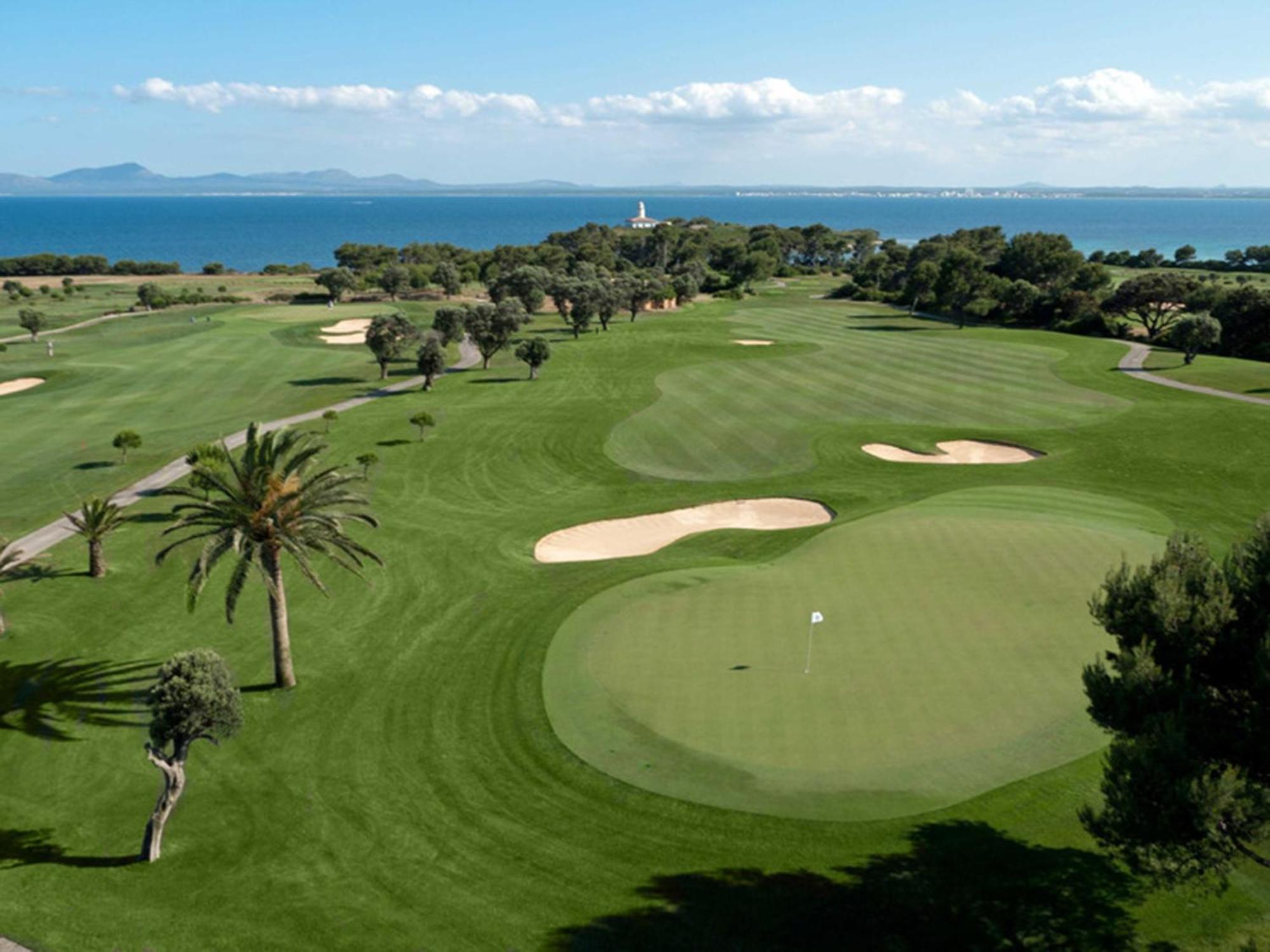 Alcanada Torre Mayor, Solo 50 Metros Del Mar Alcudia  Ngoại thất bức ảnh